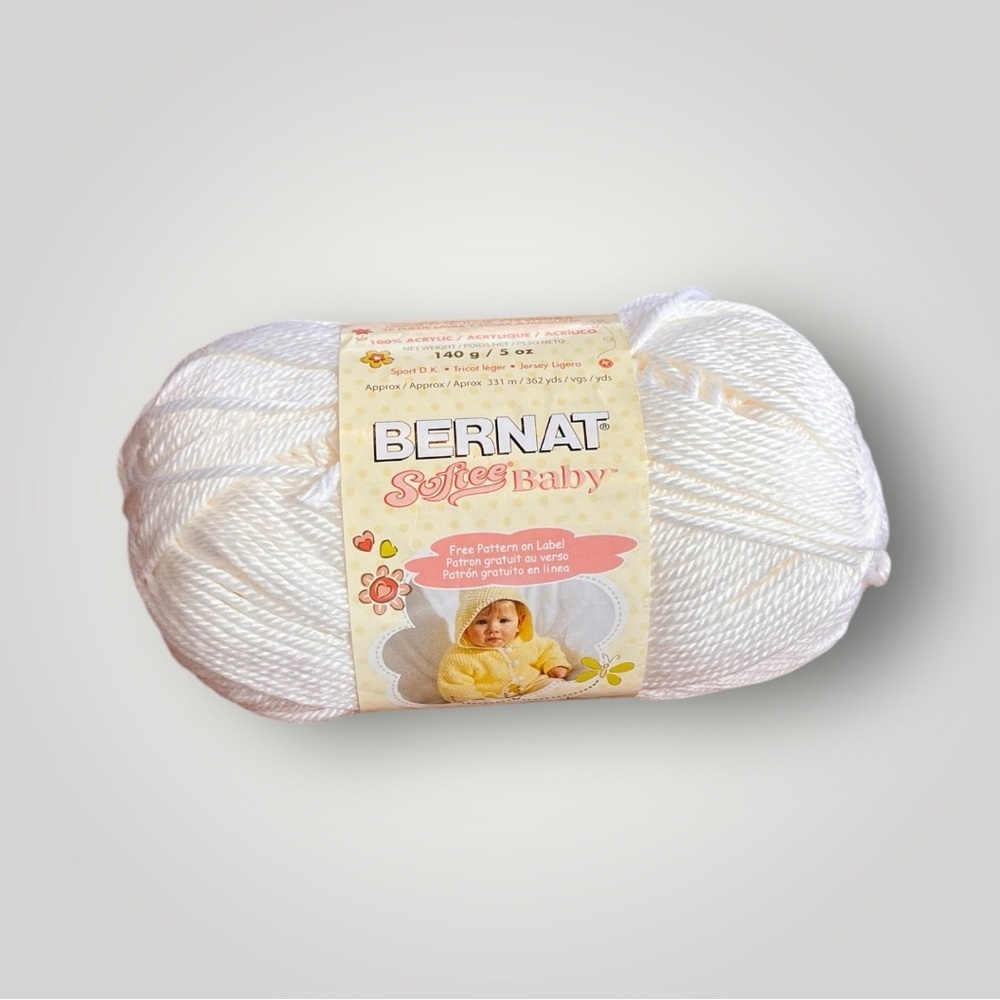 🟢5/$25  Barnard White Yarn Softee Baby